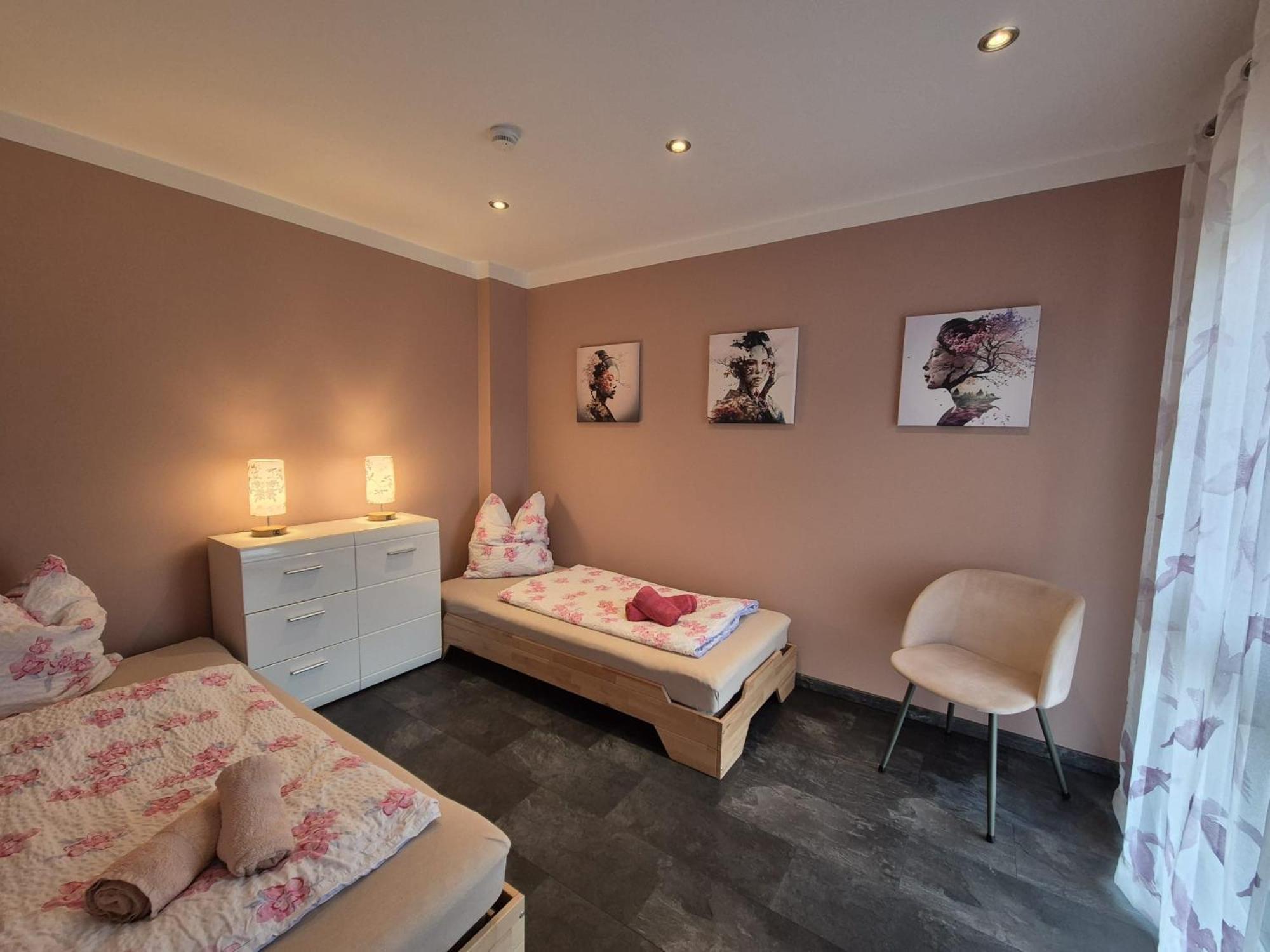 90 Qm Wohnung, 3 Zimmer, Balkon & Grosse Kueche - In Seenaehe, Schnell In Der Stadt Apartment *